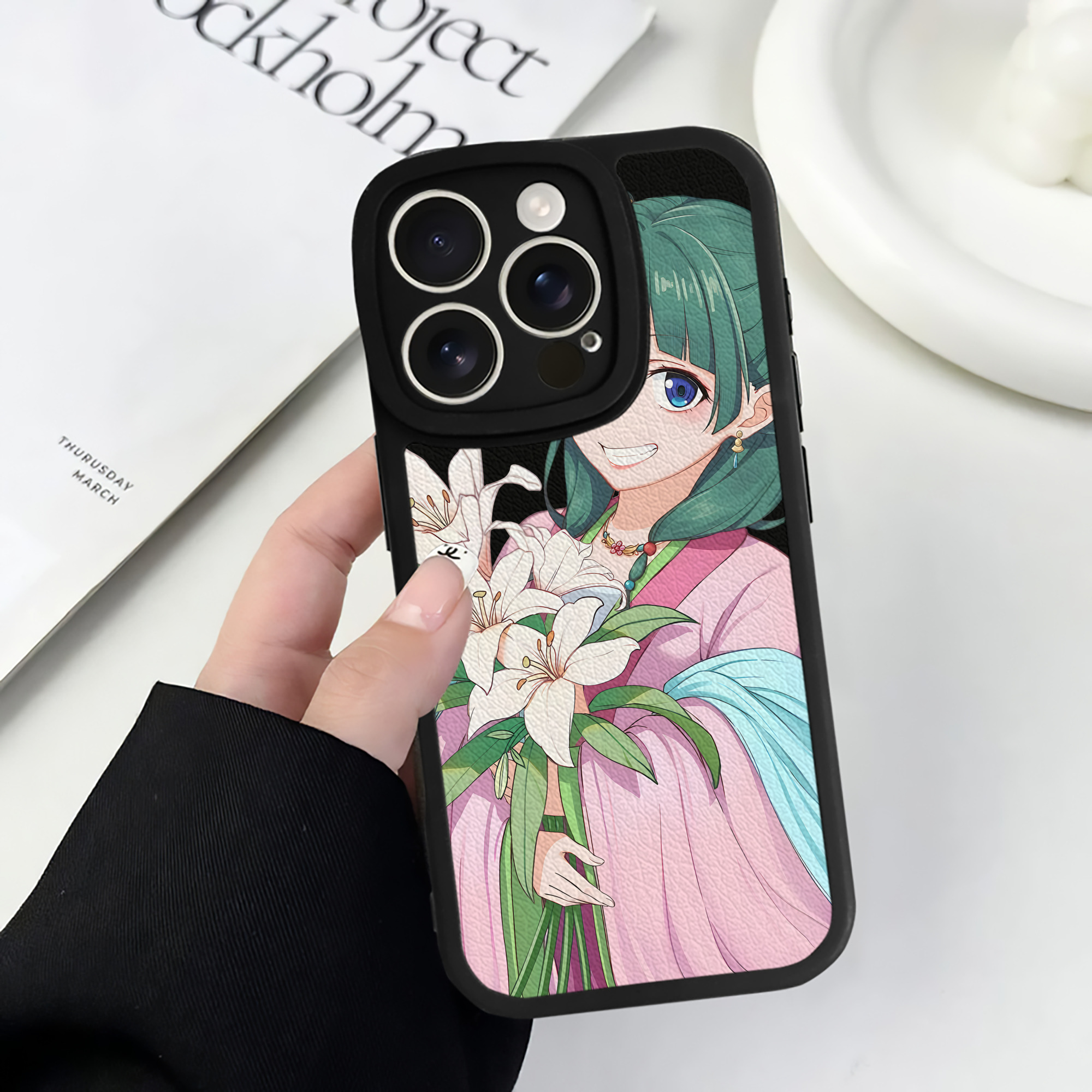 （画像用） 薬屋のひとりごと The Apothecary Diaries 【iPhone 16シリーズ対応】シリコンスマホケース（レザー調） 材質：シリコン